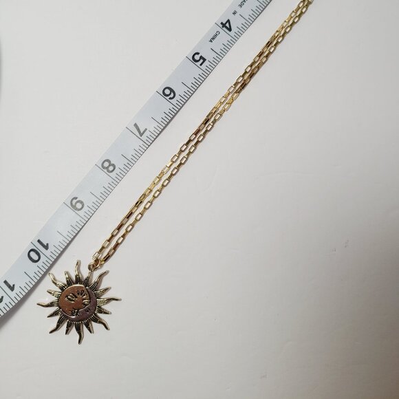 Pendant Celestial Sun & Moon Pendant Necklace – 18K Gold Plated Chain - Picture 6 of 6